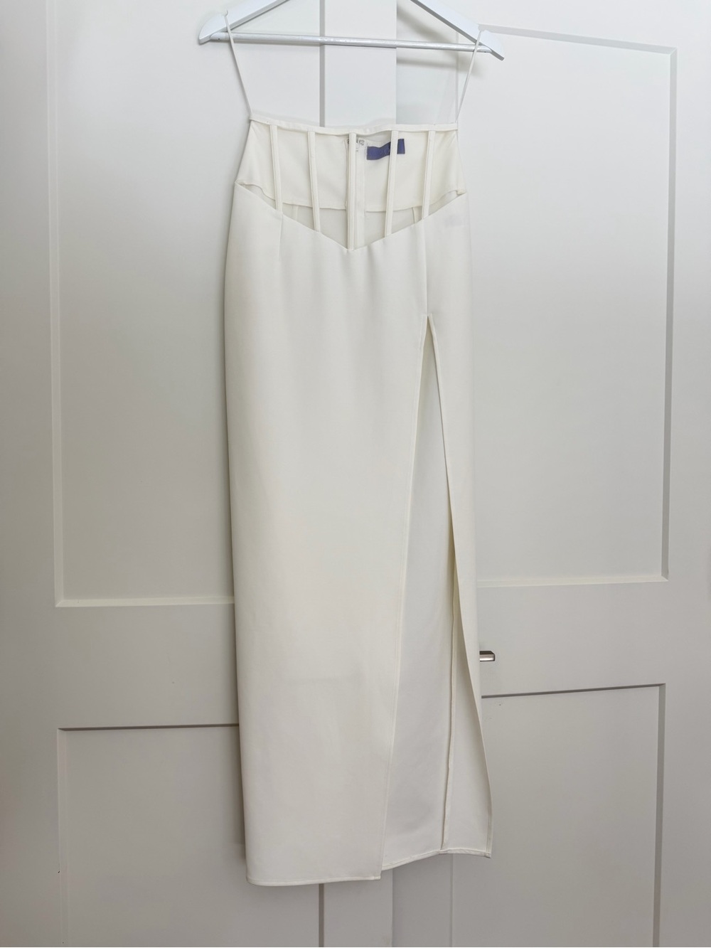 Skirt & Top Set – White Pearl Corset & Maxi Skirt XS/S - Picture 7 of 10